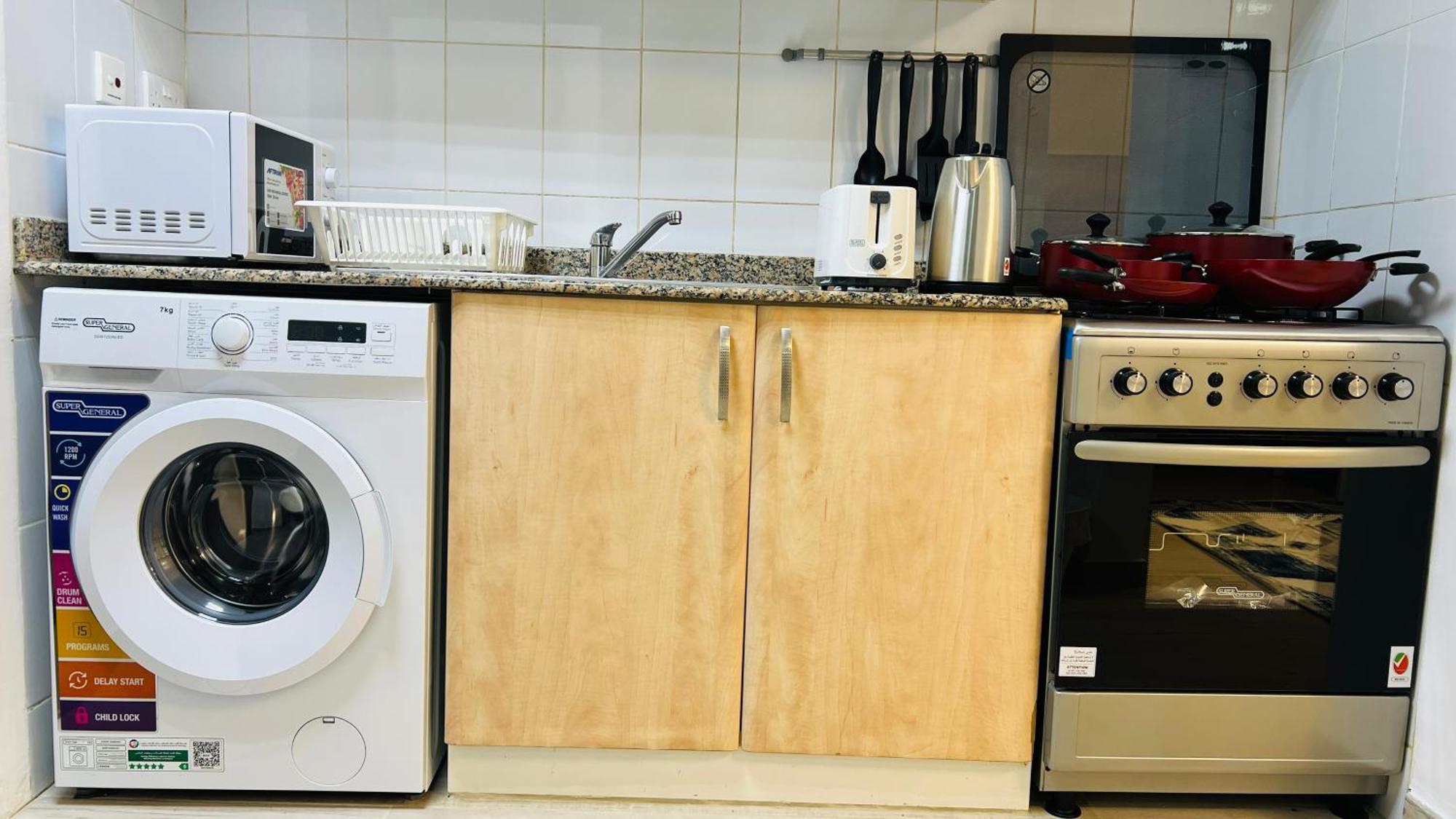 شقة Spacious Furnished With Balcony Spain Cluster International